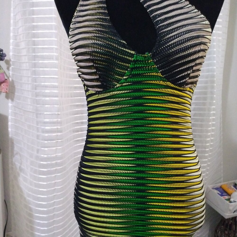 Dress - Picture 2 of 7